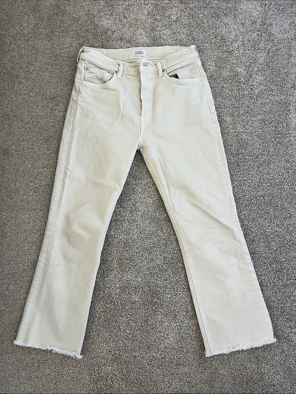 Aritzia Citizens Of Humanity Isola Cream Jeans with Raw Hem